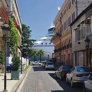 Connect Bar & Terrace Отель Батуми